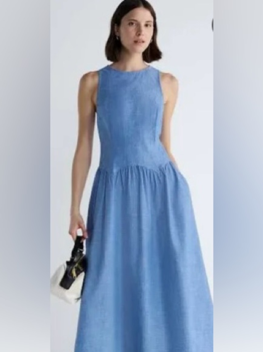 Sleeveless Light Blue Midi Dress with Gathered Waist - Picture 5 of 9